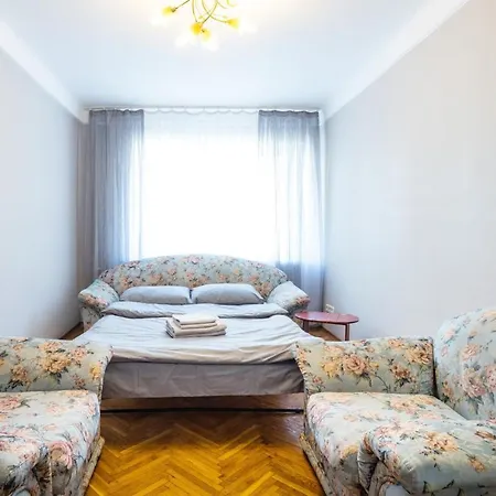 Apartmán Near Metro Pecherskaya Kyjev